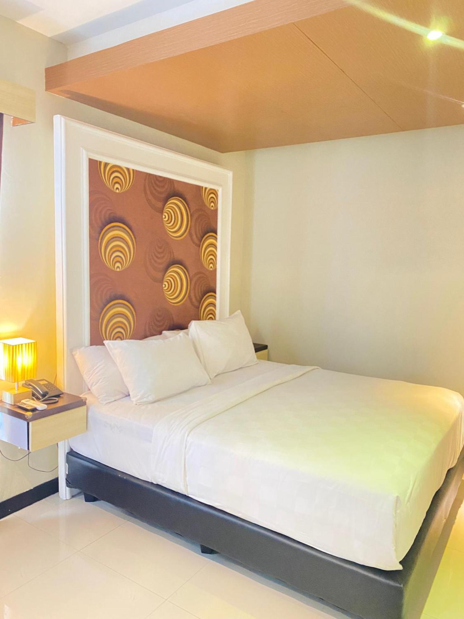 Jle'S Hotel Manado Dış mekan fotoğraf