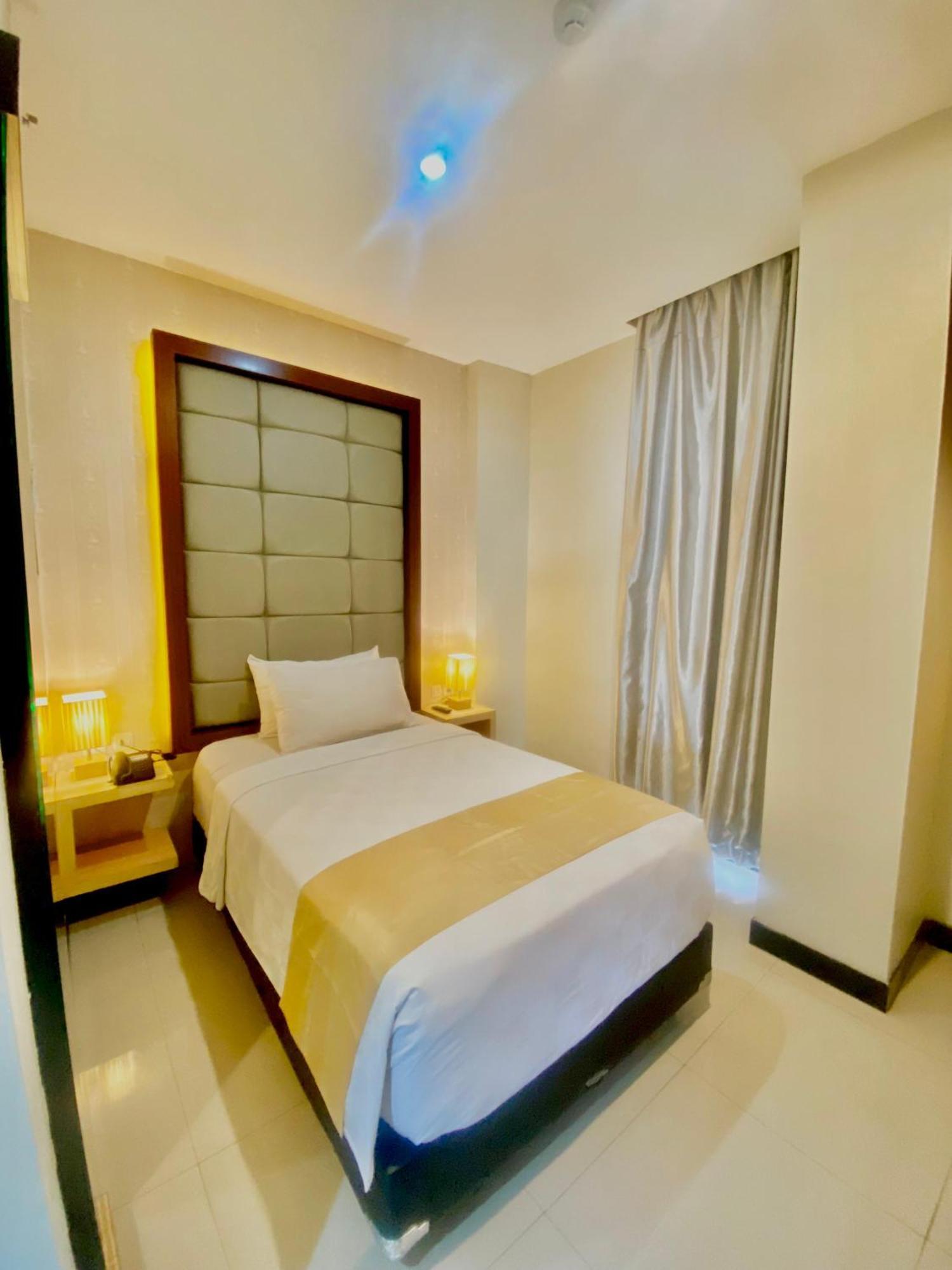 Jle'S Hotel Manado Dış mekan fotoğraf
